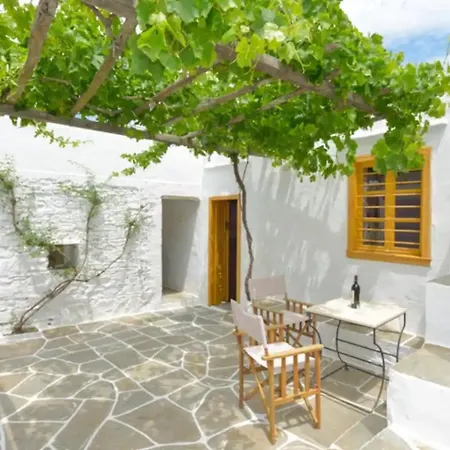 200 Year Old Idyllic Stone House בית נופש *