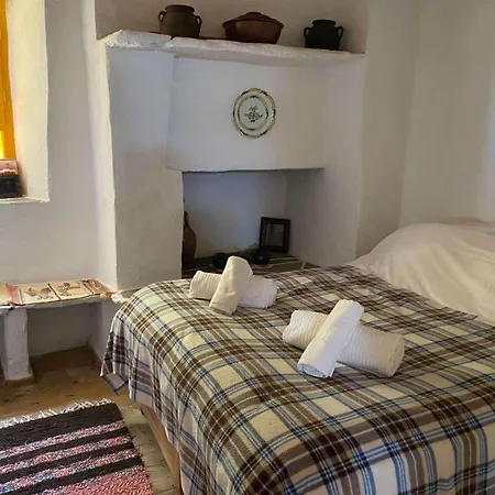 בית נופש 200 Year Old Idyllic Stone House *