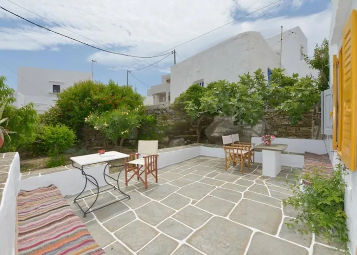 200 Year Old Idyllic Stone House *